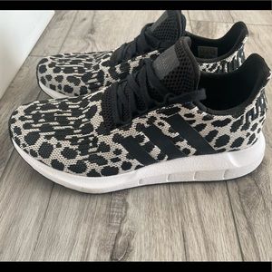Adidas Leopard Swift Run Sneakers. Size 7.